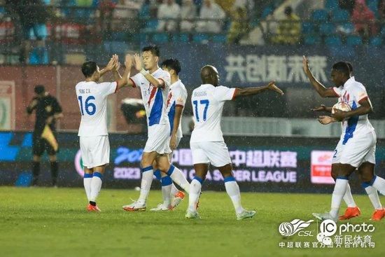 国产成人三级